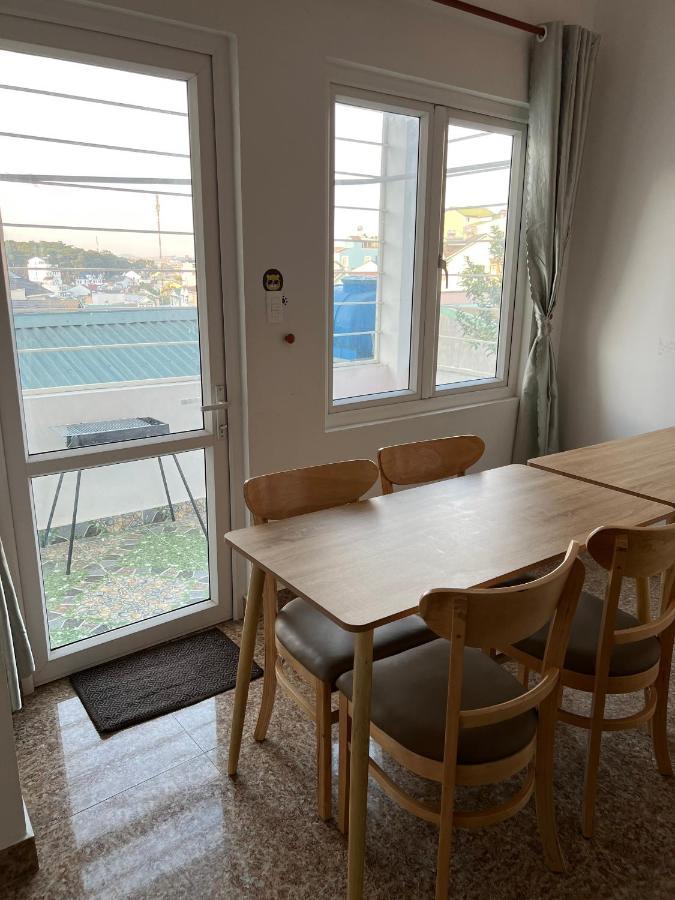 De Mingo Homestay Да Лат Екстериор снимка